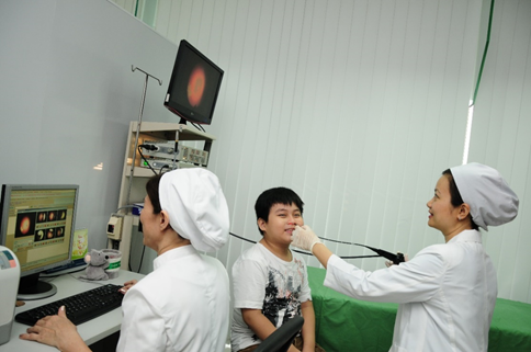 Khám và điều trị