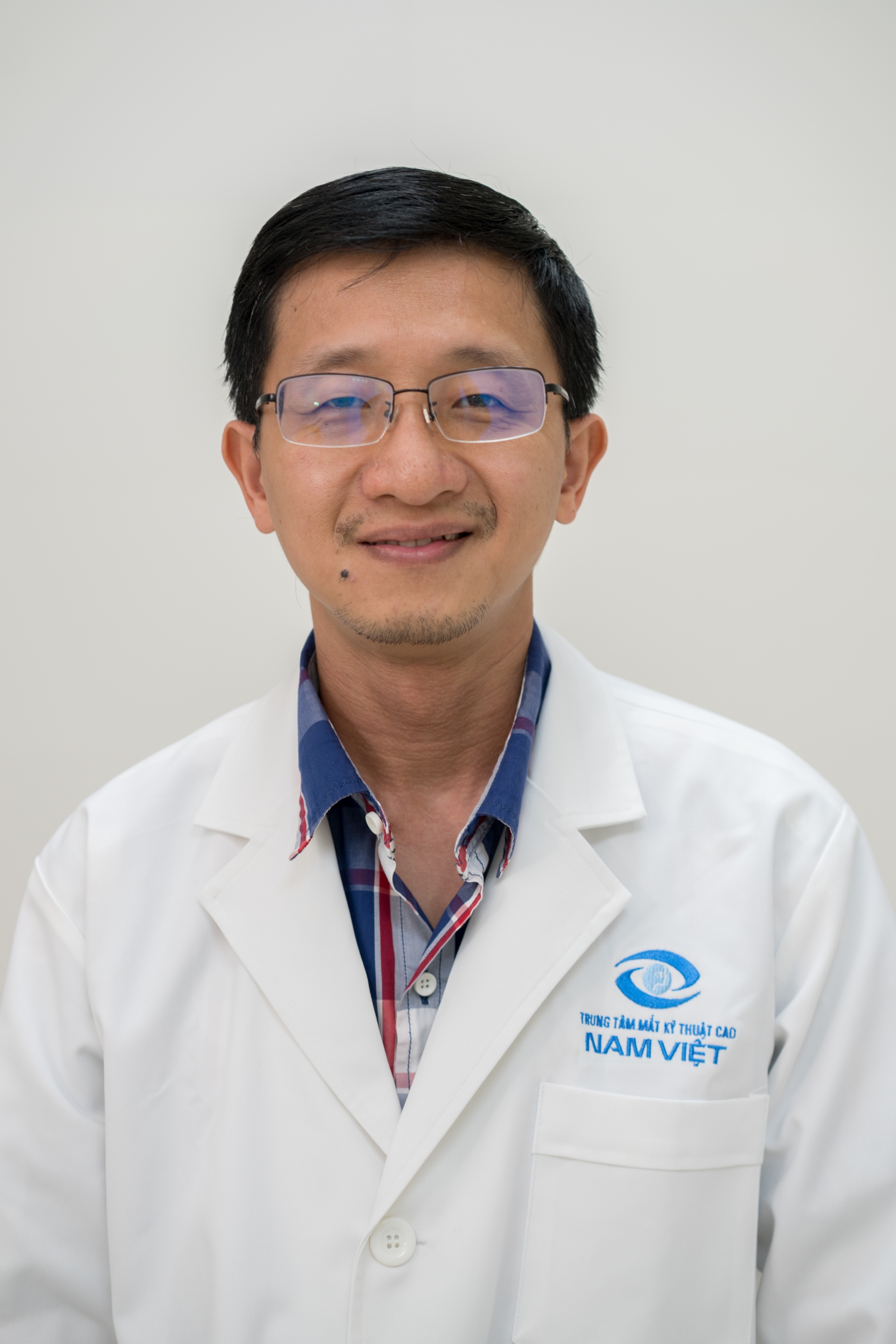 TS BS NGUYỄN NHƯ QUÂN