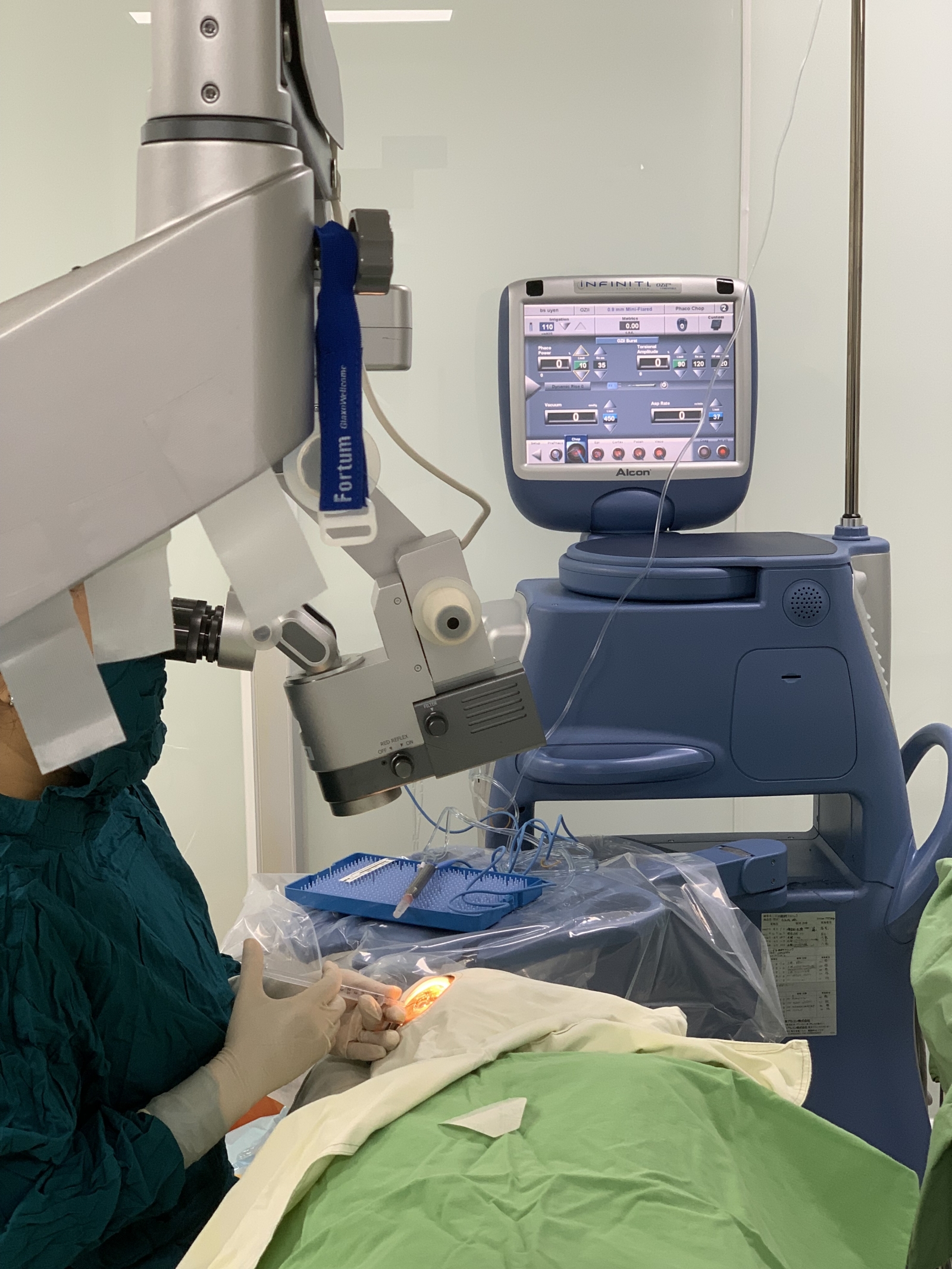 BỆNH NHÂN CẦN CHUẨN BỊ NHỮNG GÌ KHI MỔ ĐỤC THỦY TINH THỂ?